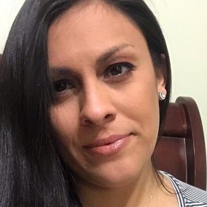 Meet your Posher, Valeria